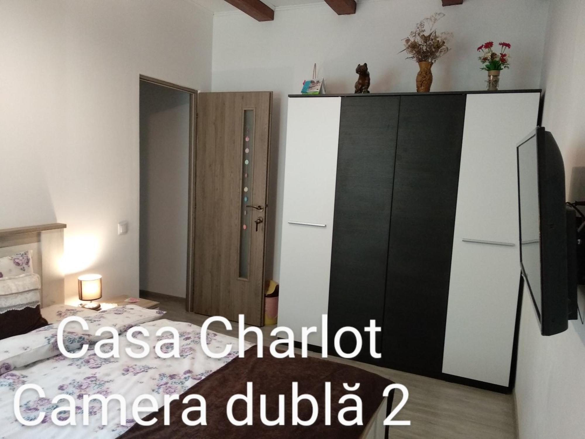 Casa Charlot Lägenhet Braşov Exteriör bild